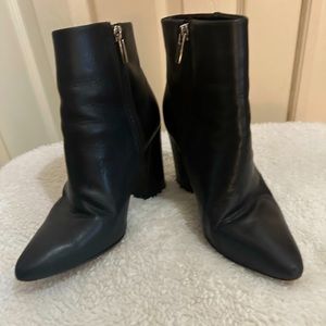 Vince Camuto Black Ankle Boots Women size 7